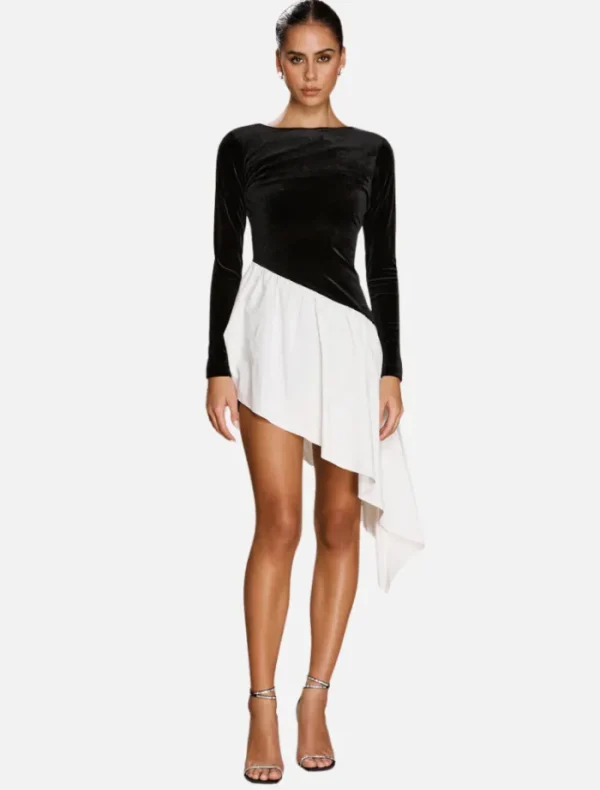 Sonya Amora Dress - Black and White< Casual Dresses | Mini Dresses
