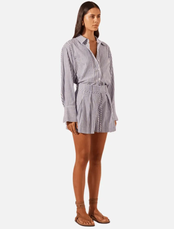 belted_short__chambrayblu_2.webp Shona Joy Belted Short - Chambray/Blue Ivory< Shorts