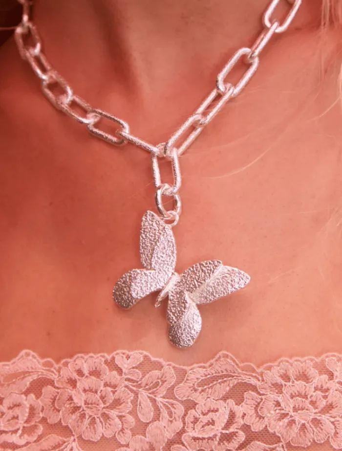 butterfly_effect_necklace_1-1.webp Emma Pills Butterfly Effect Necklace - Fearless Silver< Necklaces