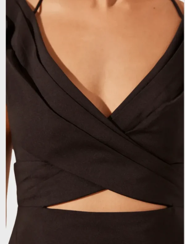 Shona Joy Cross Front Ruched Maxi Dress - Black< Midi Dresses | Skirts