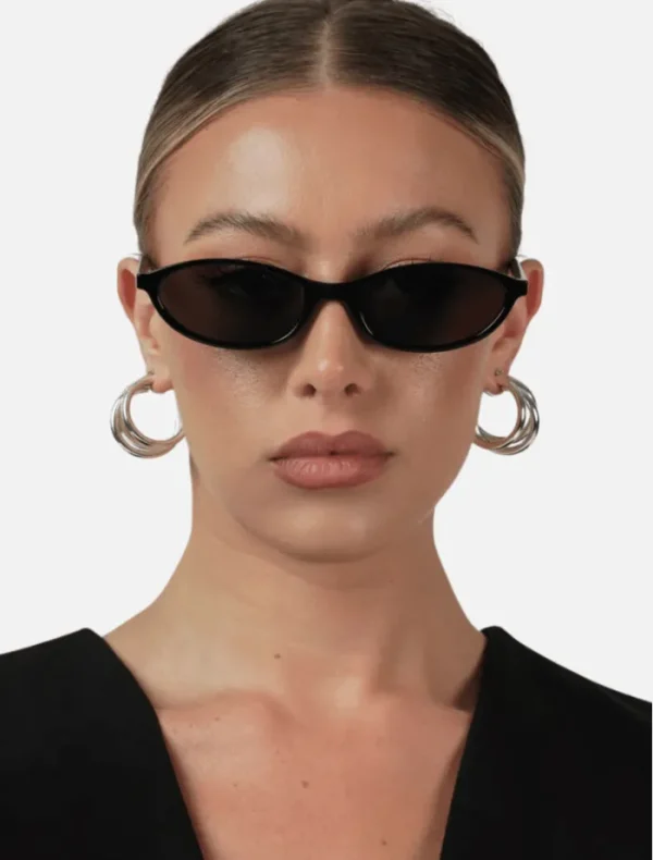 Otra Hazel - Black/ Smoke< Sunglasses | Uv Protection
