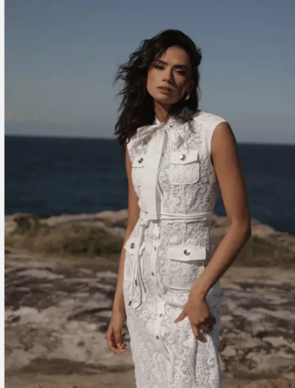 Sonya Layan Lace Dress - White< Casual Dresses