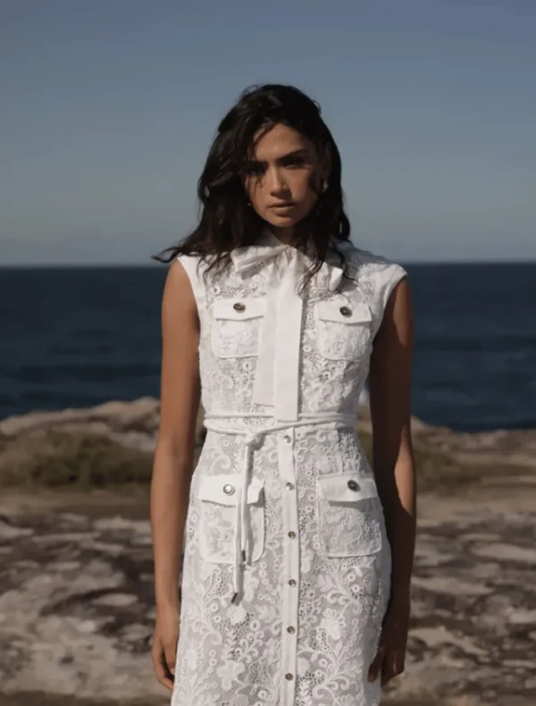 Sonya Layan Lace Dress - White< Casual Dresses