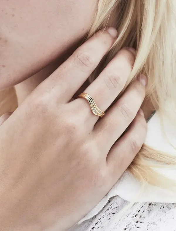 Jolie and Deen Paulina Ring - Gold< Rings
