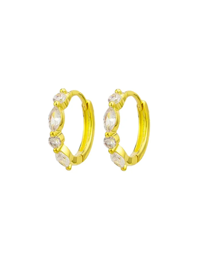 tara_sleepers__crystal_0.webp Jolie and Deen Tara Sleepers - Crystal< Earrings