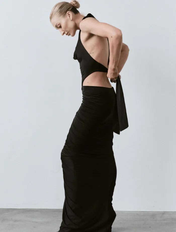 uppereast_maxi__black_2.webp Bayse Uppereast Maxi - Black< Casual Dresses | Midi Dresses